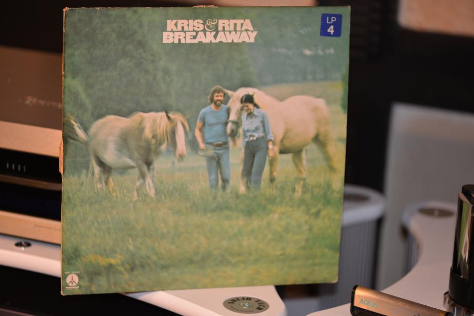 Kris & Rita. Breakaway 002.jpg