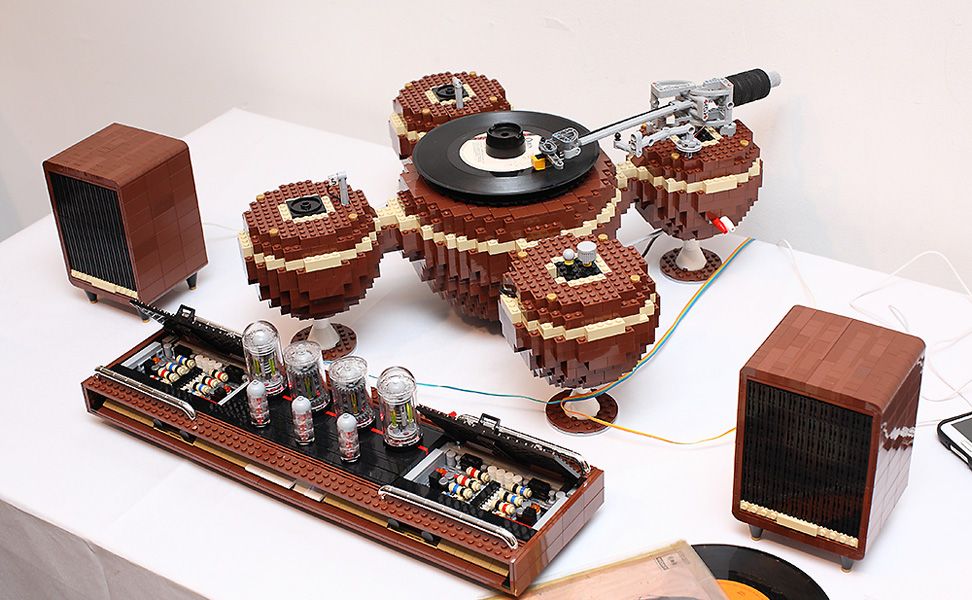 lego-turntable.jpg