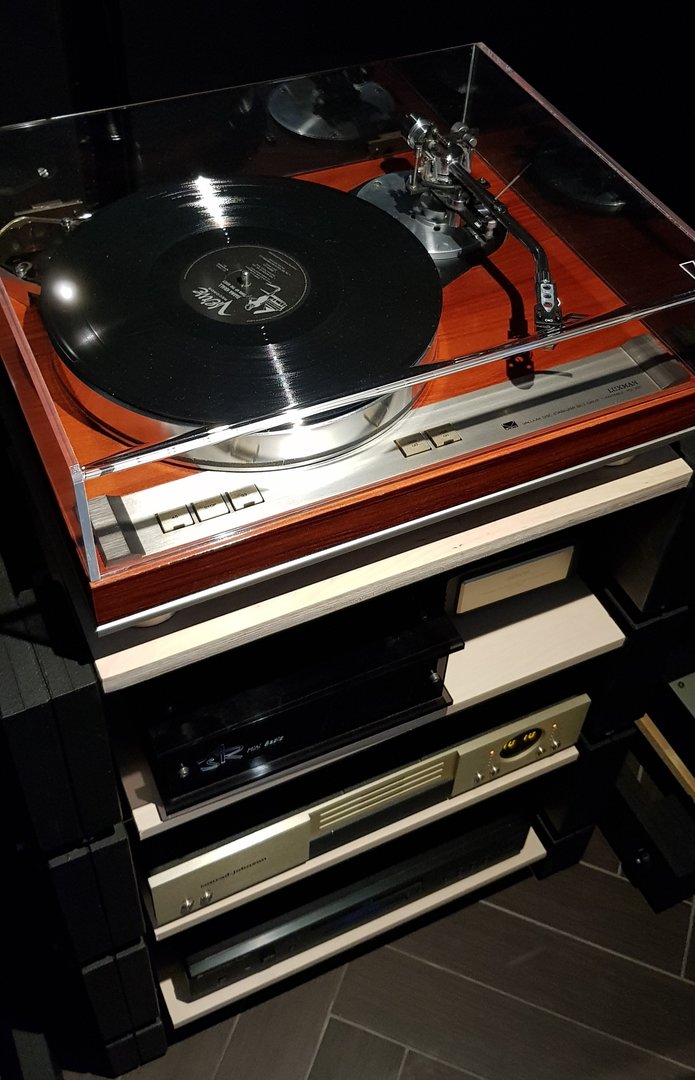 Luxman.jpg