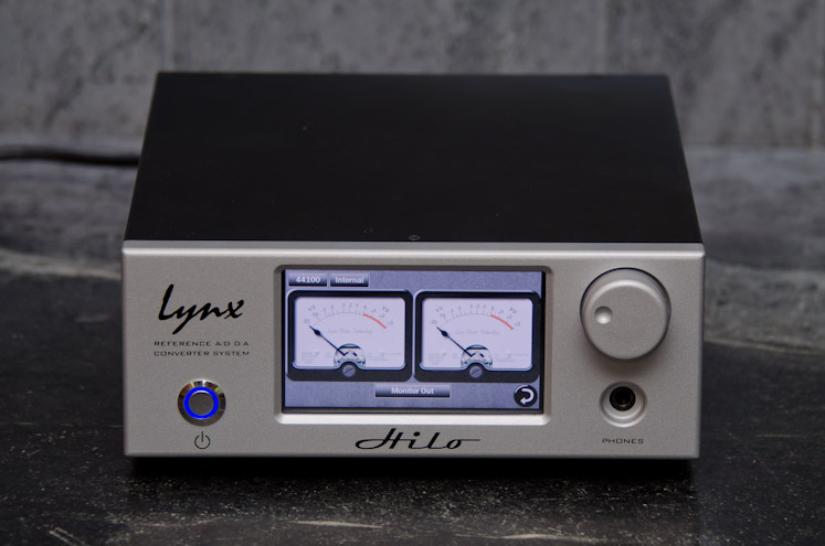 Lynx Hilo_silver_front_747x498.jpg
