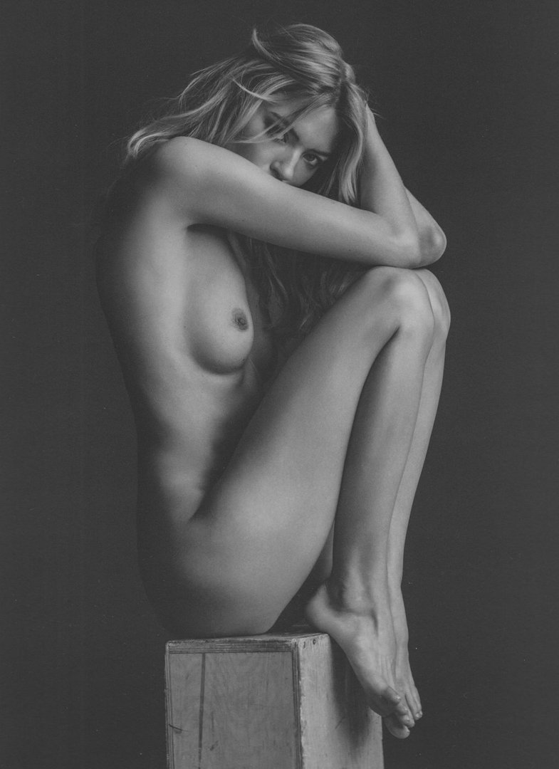 Martha Hunt nude.jpg