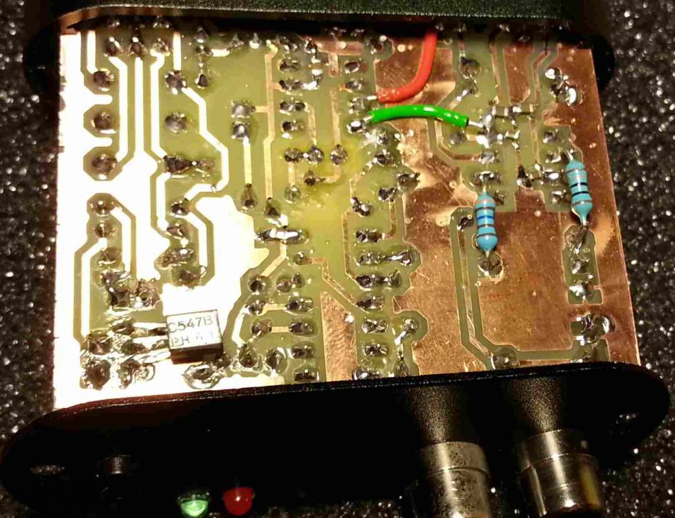 Micpreamp inni_under_small.jpg