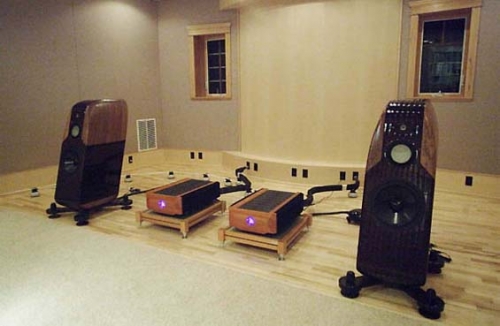 Mike Lavigne's room with cable isolators SMALL.jpg