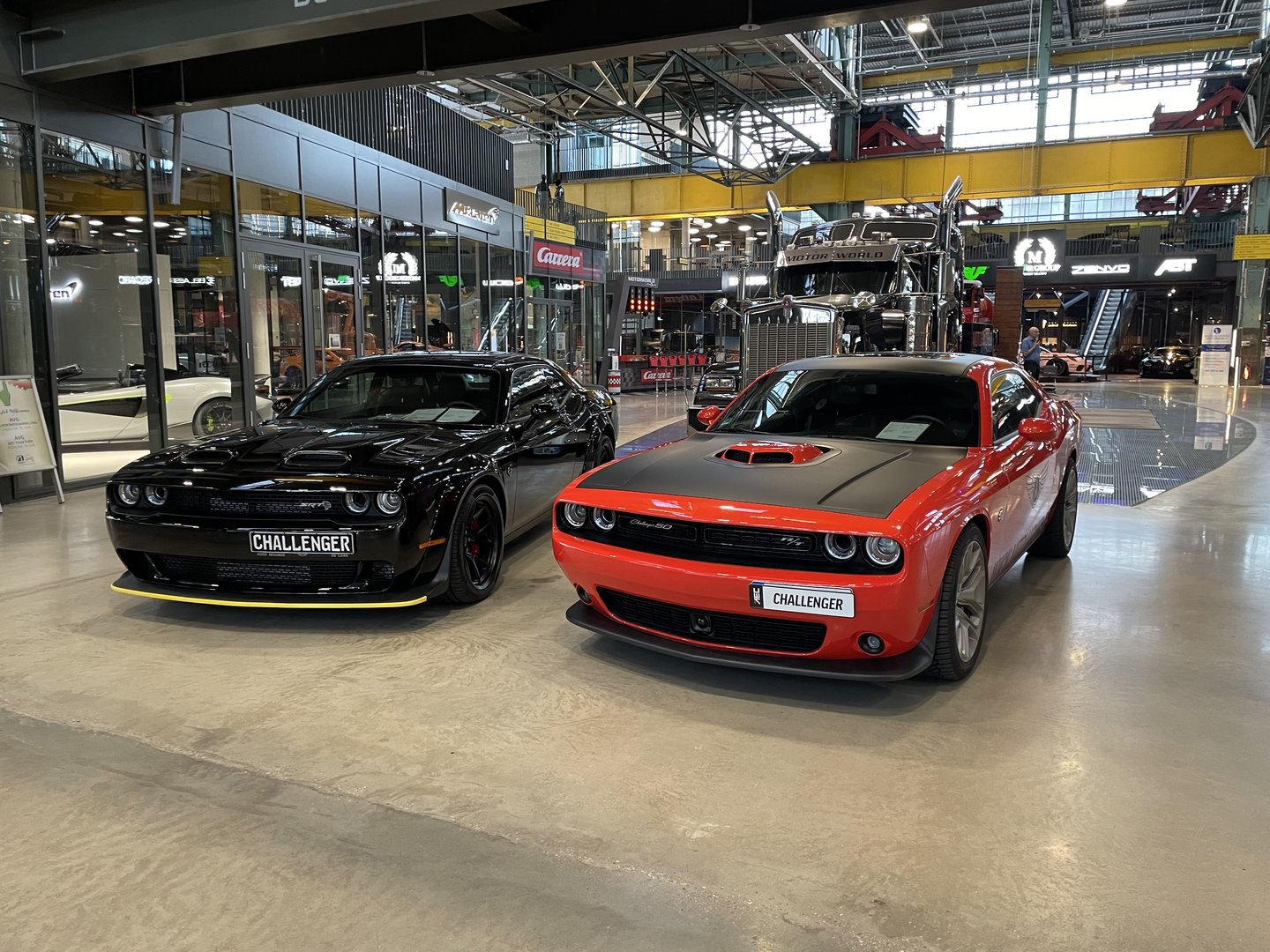 motorworld5.jpeg