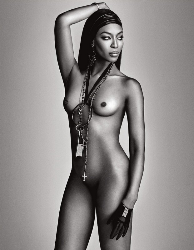 Naomi-Campbell-Naked-in-Lui-Magazine-7-621x800.jpg