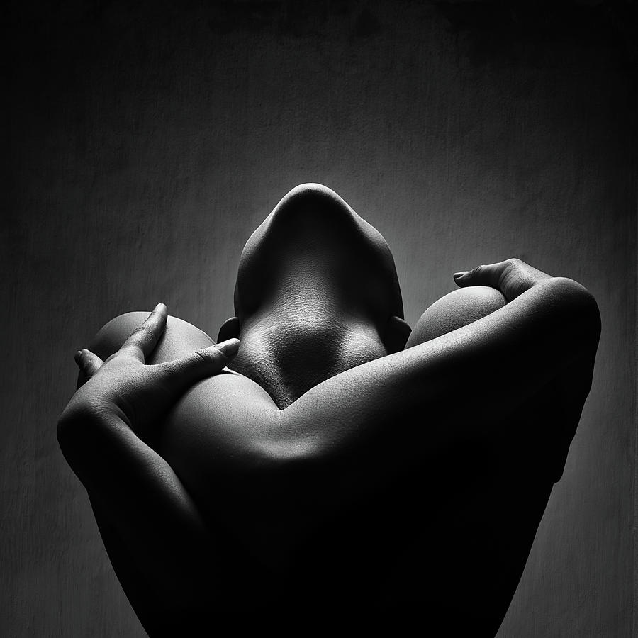 nude-woman-fine-art-2-johan-swanepoel.jpg