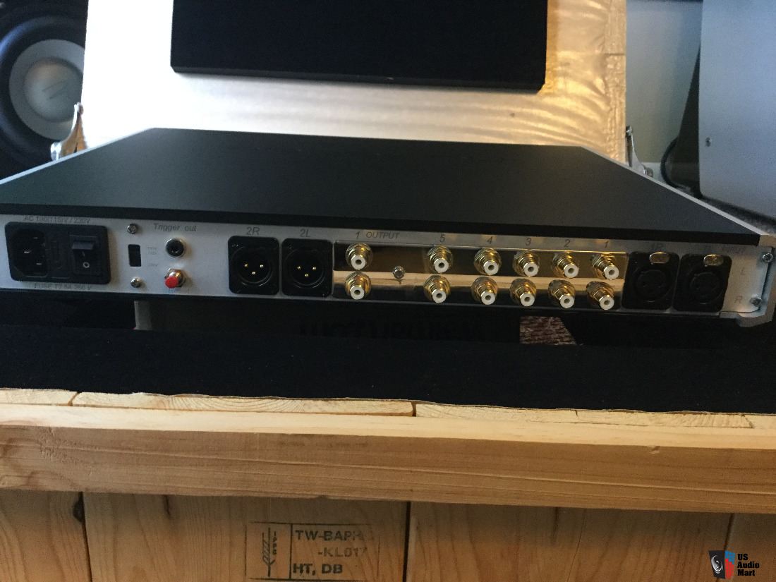 Nuforce P20 back.jpg