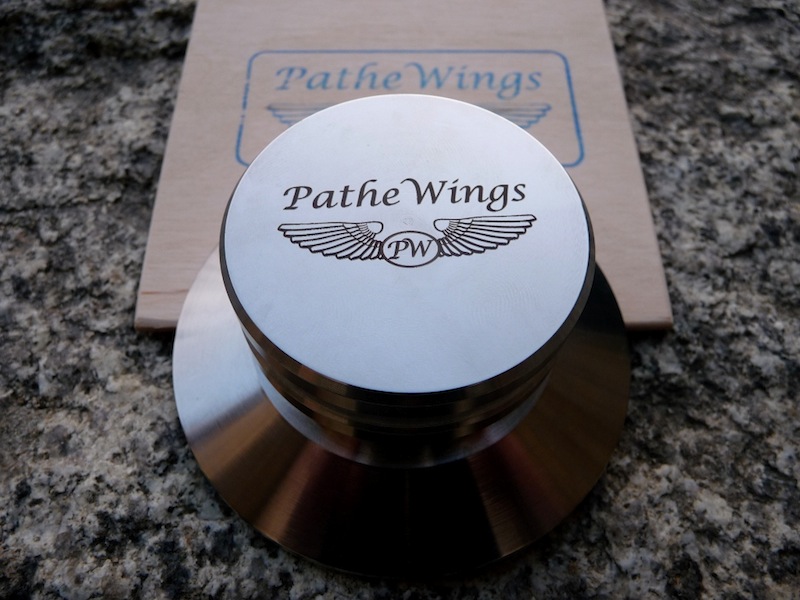 pathe-wings-record-clamp-stabilizer.jpg