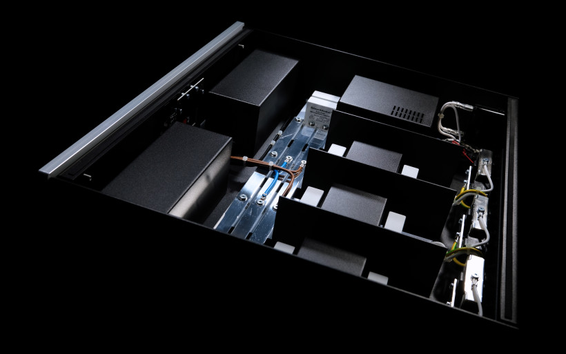 pc3seevo inside.jpg