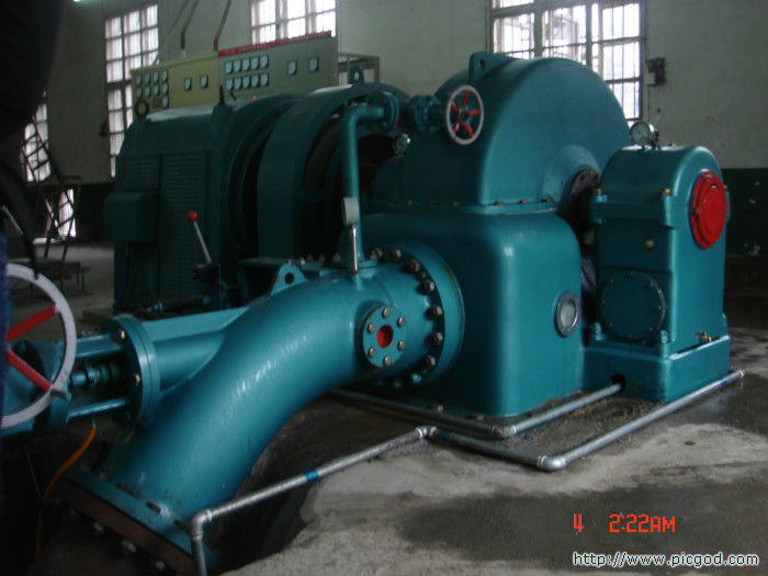 Pelton_hydro_turbine_generator_complete_set_double.jpg