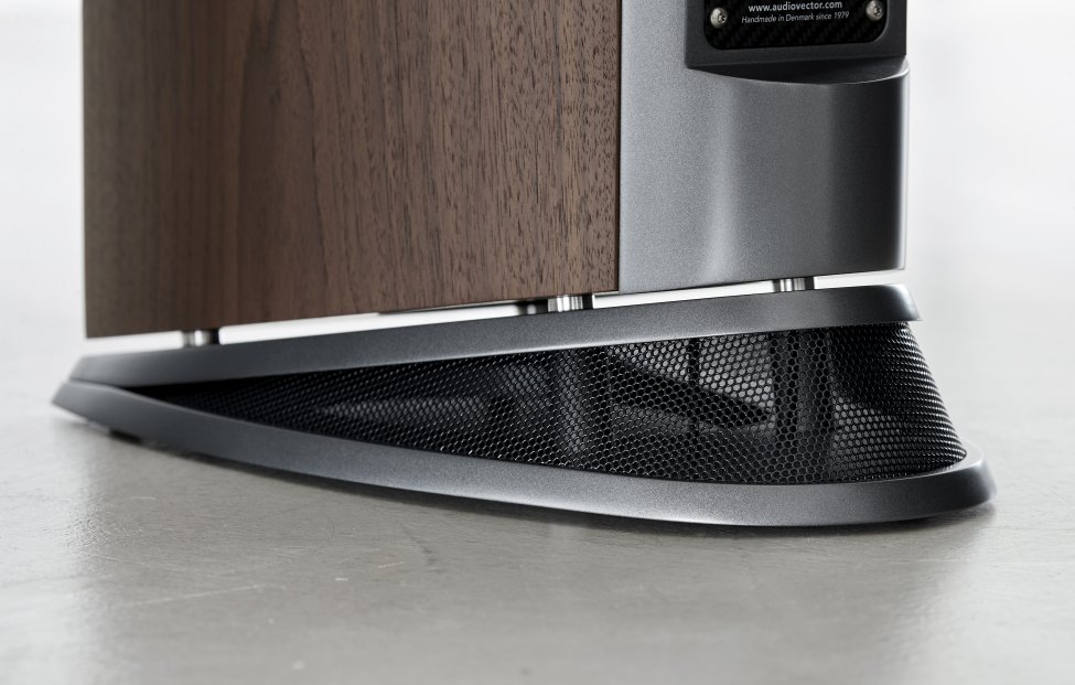r_3_superstand_7890.jpg