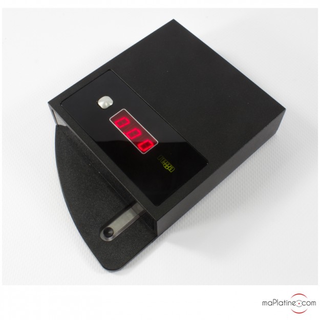 rega-atlas-stylus-force-gauge.jpg