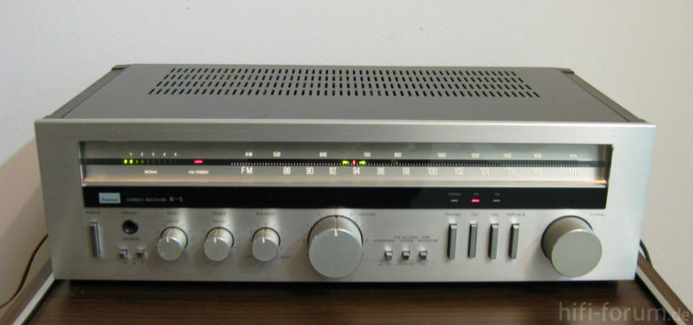 sansui-r-5-beleuchtet_275359.jpg