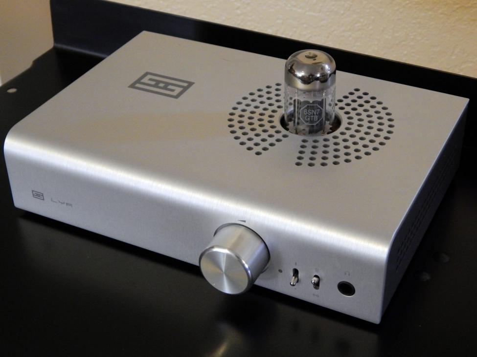 Schiit_Lyr3_with_Multibit_DAC_Module-front-1500x1125.jpg