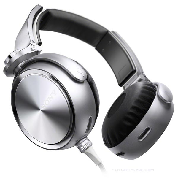 Sony-MDR-XB910-Headphones.jpg