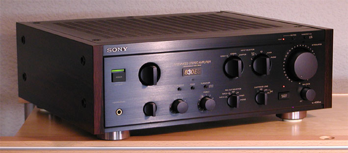 Sony-TAF-830-side_oben.jpg