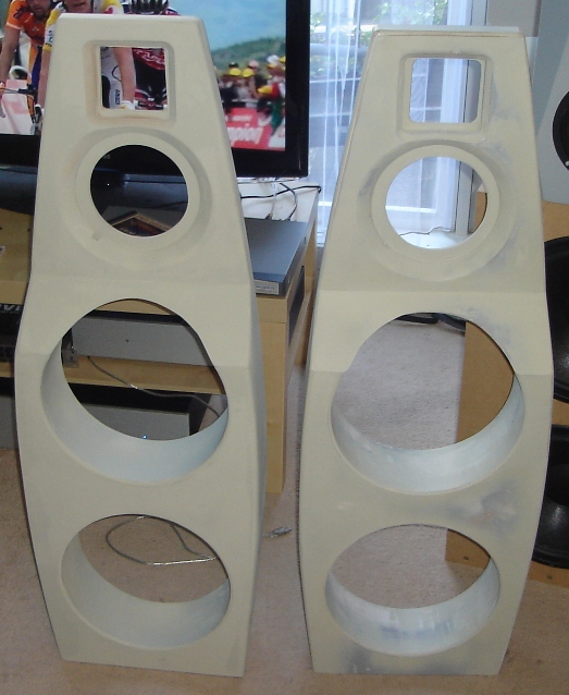 speakers14070802.jpg