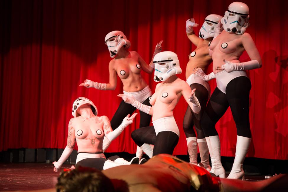 star_wars_burlesque-01.jpg