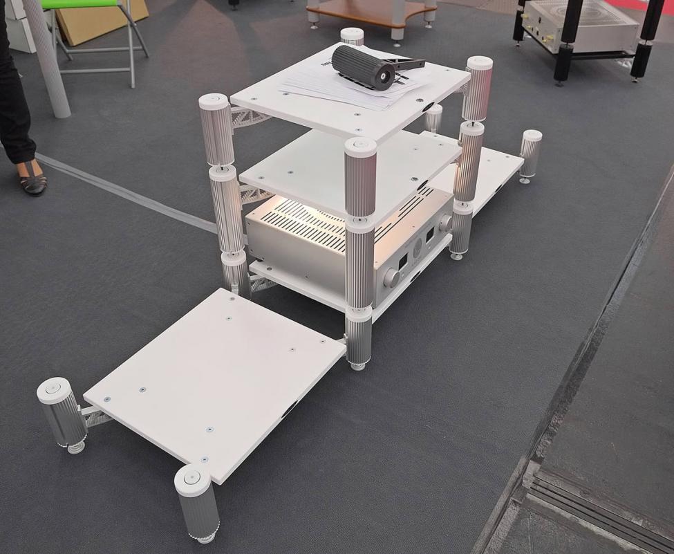 stoyka-Solid-Tech-Hybrid-Rack-ap5-big.jpg