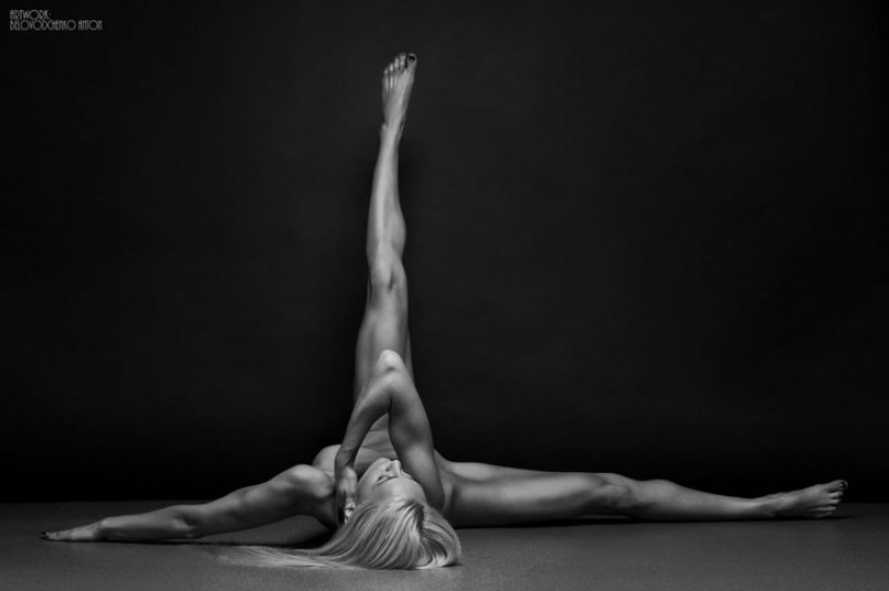 Stunning-Black-And-White-Fine-Art-Nude-Photography-By-Anton-Belovodchenko26.jpg
