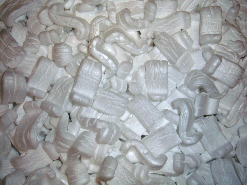 Styrofoam_peanuts.jpg