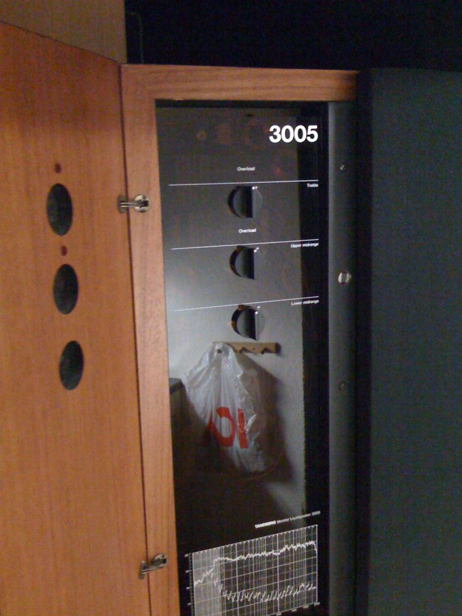 Tandberg Studio Monitor 3005 018.jpg