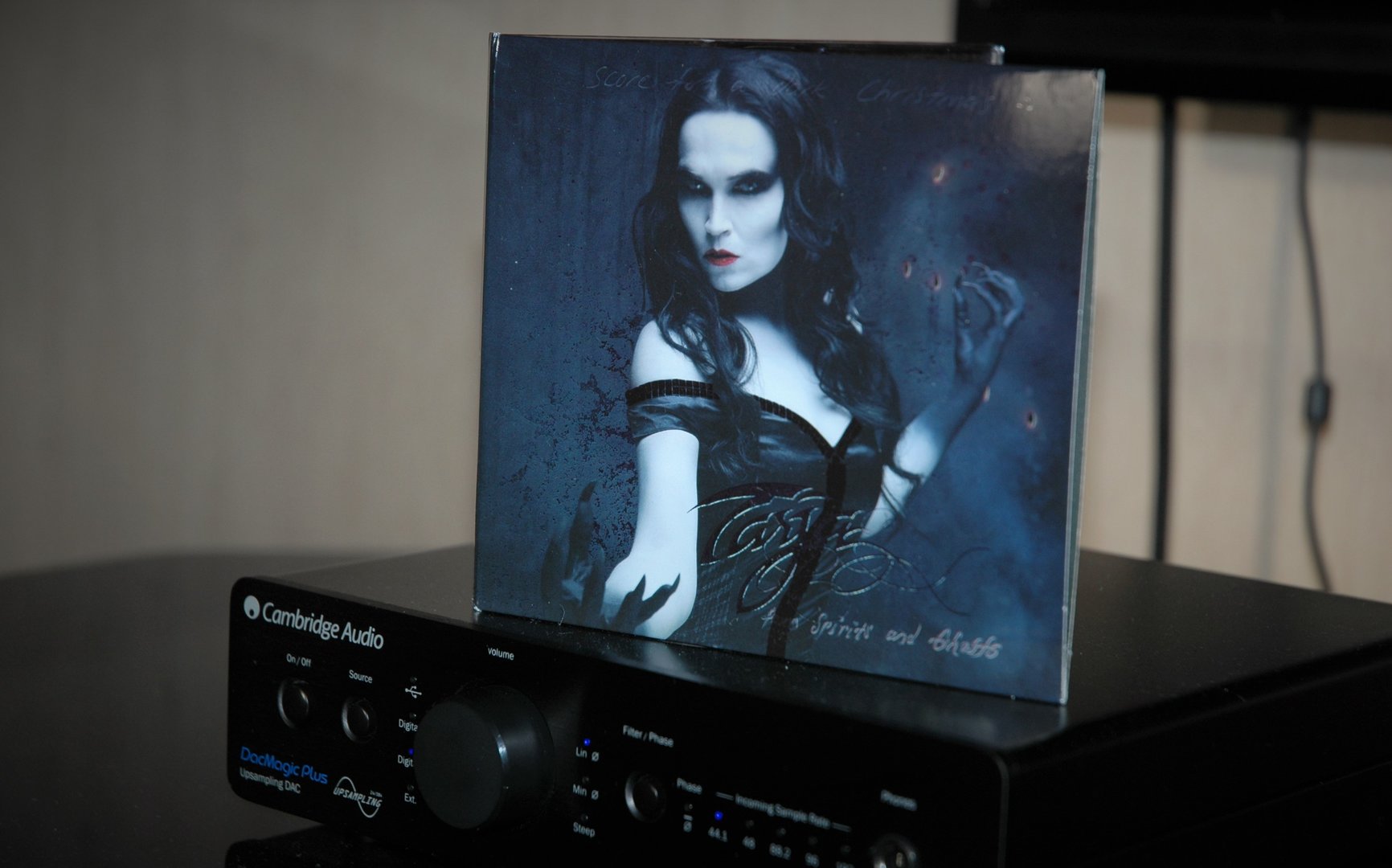 tarja_dark_christmas.jpg