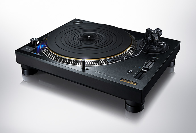 Technics_SL-1210GAE_LE-12b.jpg