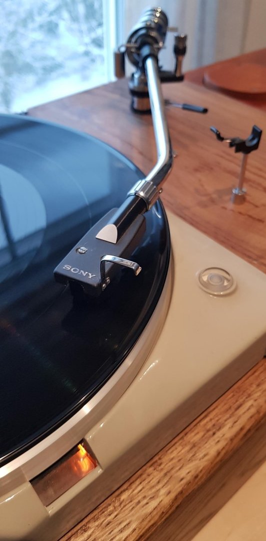 thorens 2.jpg