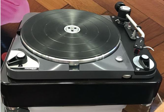 Thorens TD 124DD.JPG