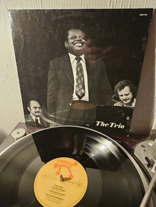 trio2.jpg