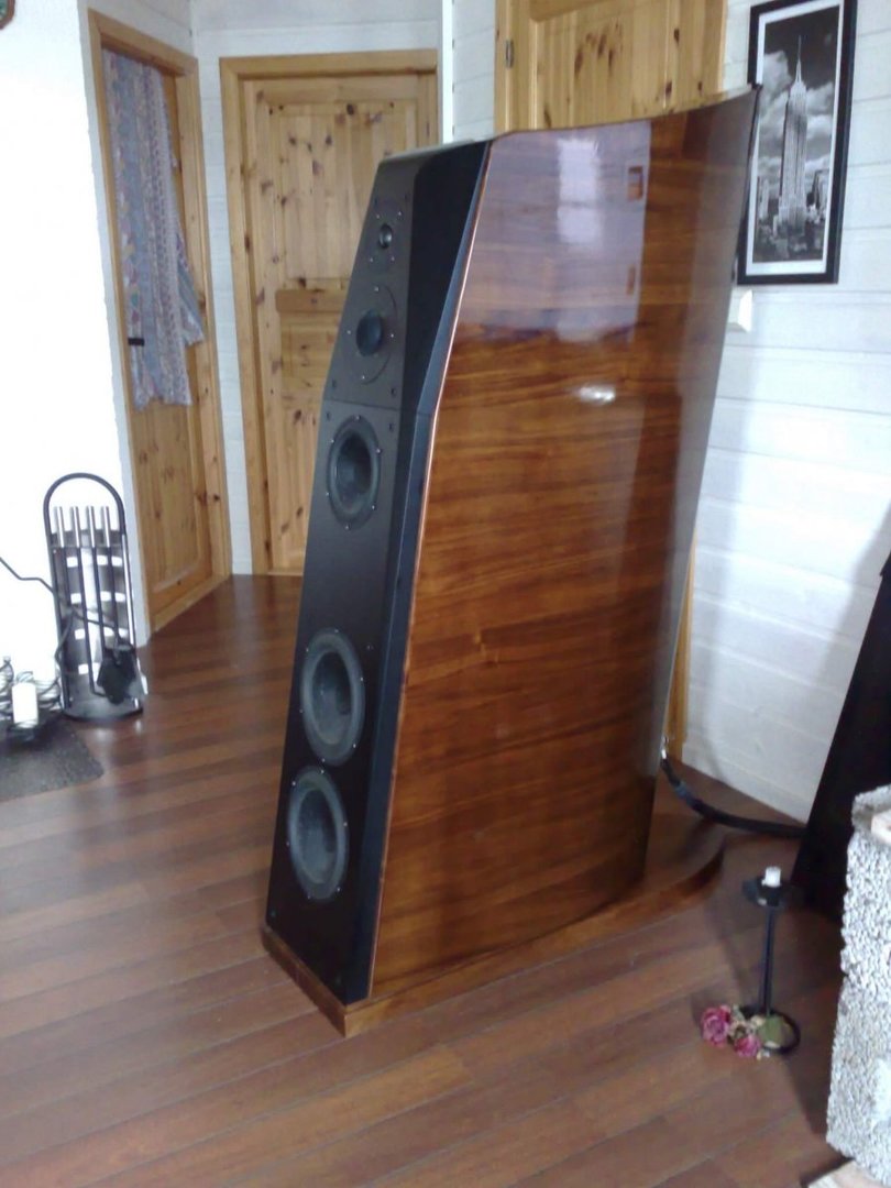 Usher CP-8872.jpg