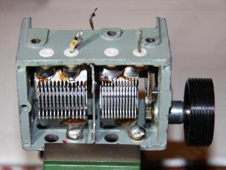 Navn: Dreiekondensator.JPG
Visninger: 303
Størrelse: 39.0 Kb