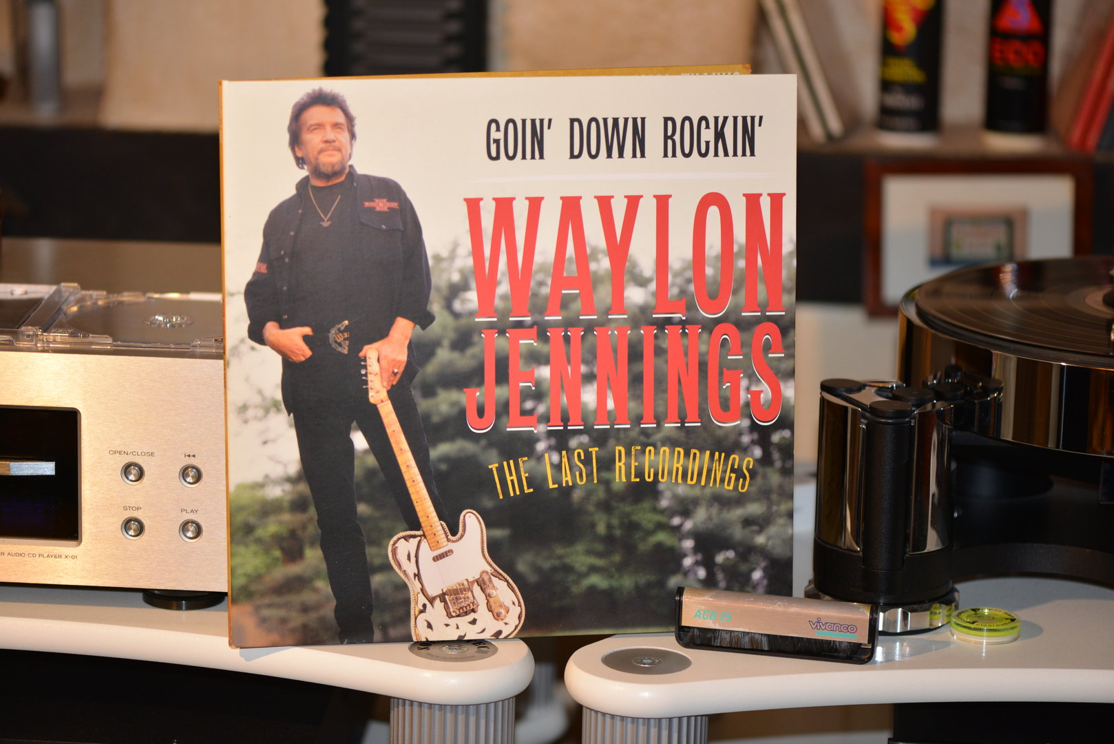 Waylon Jennings. Goin Down Rockin. 2013 001.JPG