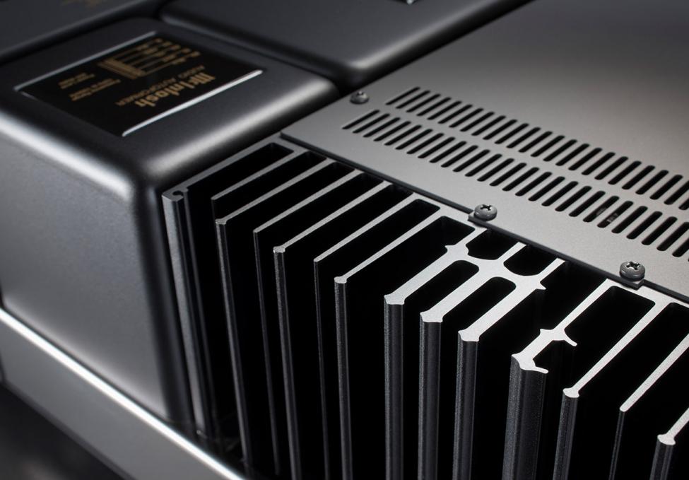 XL_MA8900_Monogrammed_Heatsinks02.jpg