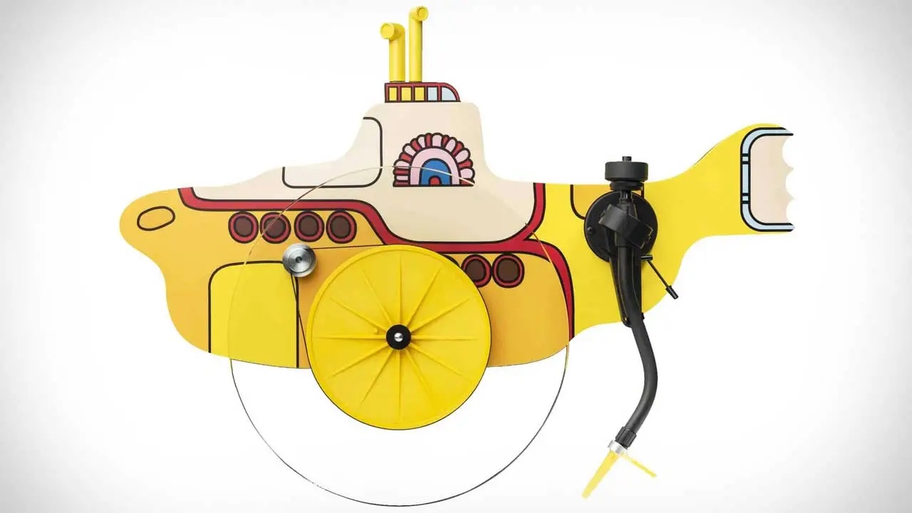 yellow-submarine-turntable1.jpg