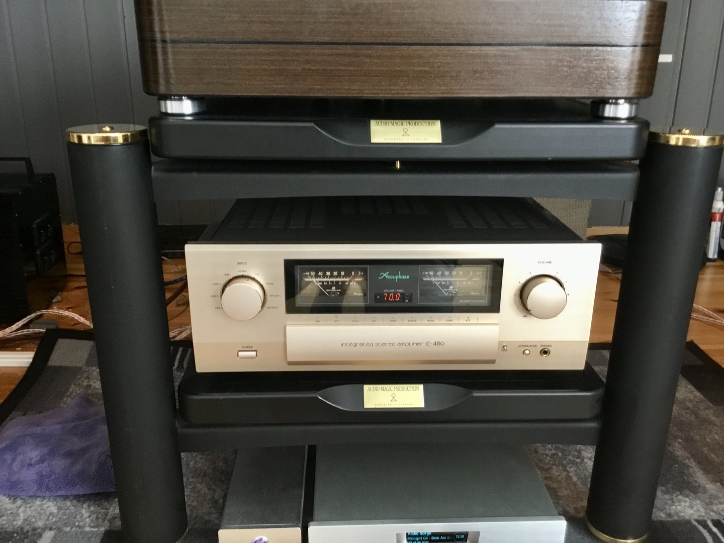 Rack selges. Audio magic production | Hifisentralen