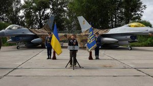 F 16.jpg