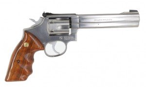 Smith-Wesson-300x179.jpg