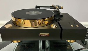 031125.apflax.Bergmannfront2.jpg