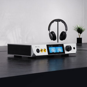luxsin-x9-headphone-amp-3.jpg