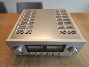 Luxman 4.jpg