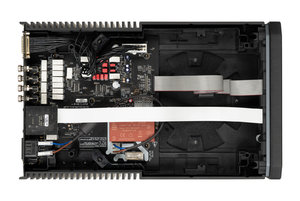 Cyrus 40 PPA Interior-medium.jpg