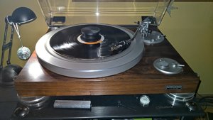 Micro Seiki DD100 Front.jpg