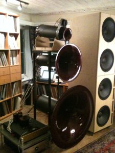 Trio m 2405 10K 24db compressed.jpg