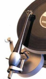 101998act05arm.jpg