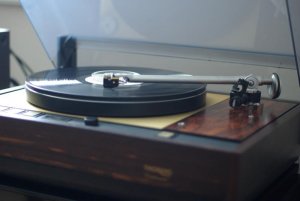 Rega RB 700 liten.JPG