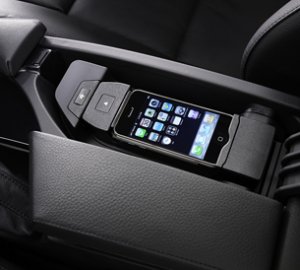 iphone_cradle_BMW.jpg