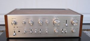 pioneer_sa9100_face.jpg