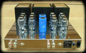 jadis-da-7-amplifier-rear.jpg